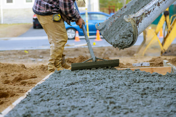 Best Commercial Concrete Contractor  in Canby, MN